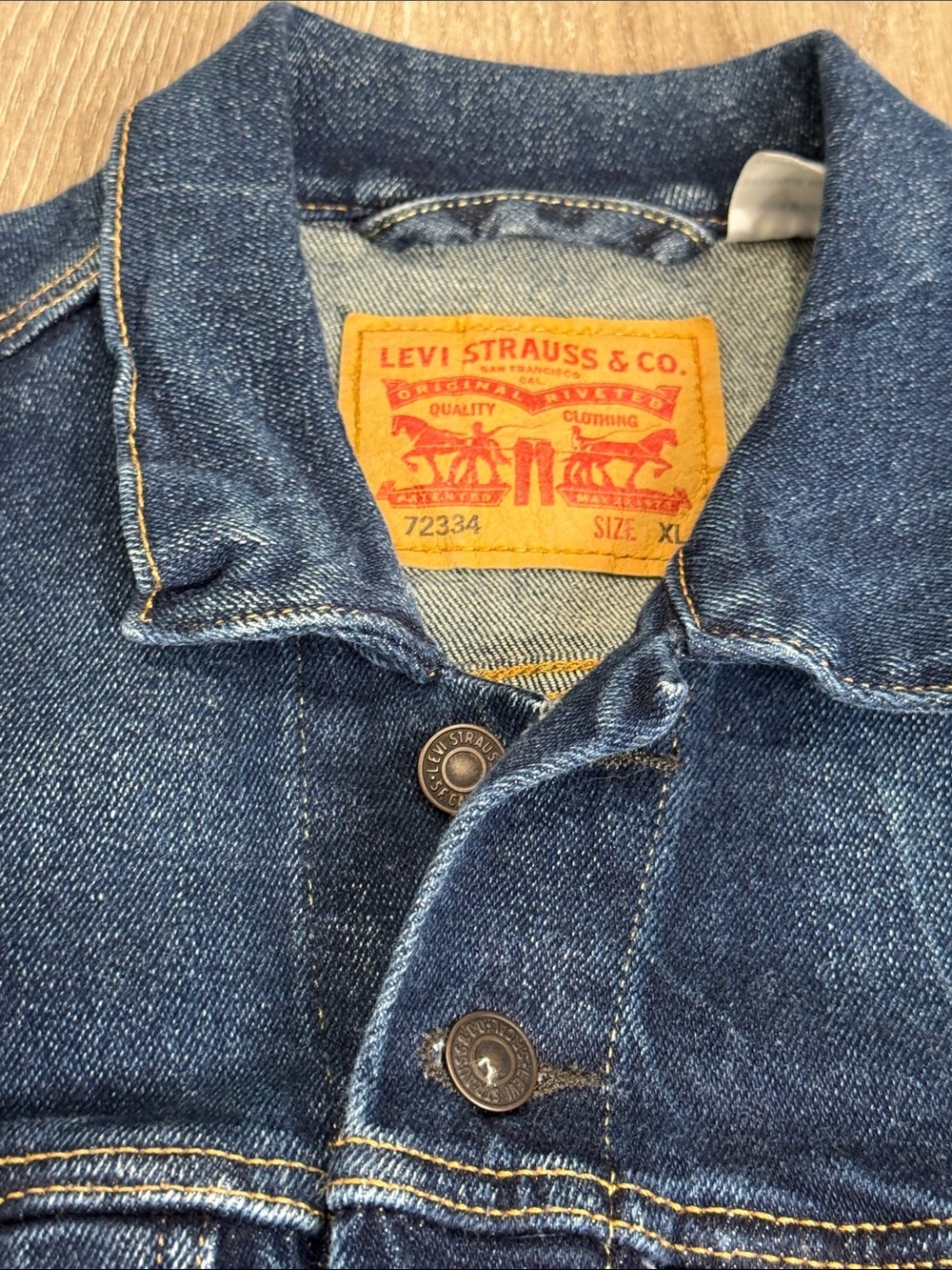 Levi's Men's Denim Trucker Jacket - Indigo Blue - Picture 2 of 7